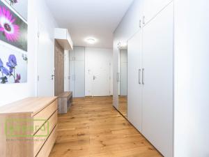 Prodej bytu 4+kk, Horoměřice, Karla IV., 97 m2