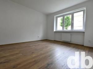 Prodej bytu 2+1, Horní Slavkov, Poštovní, 60 m2