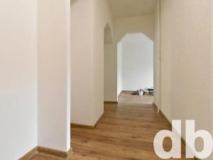 Prodej bytu 2+1, Horní Slavkov, Poštovní, 60 m2