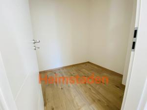 Pronájem bytu 2+kk, Ostrava - Poruba, Opavská, 59 m2