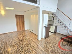 Prodej bytu 2+kk, Praha, Novákových, 76 m2