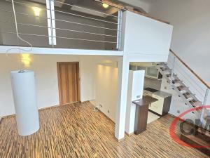 Prodej bytu 2+kk, Praha, Novákových, 76 m2