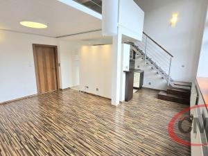 Prodej bytu 2+kk, Praha, Novákových, 76 m2