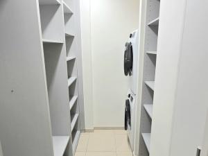 Prodej bytu 2+kk, Praha, Novákových, 76 m2