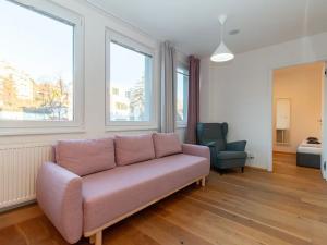 Pronájem bytu 2+kk, Praha - Vinohrady, Perucká, 41 m2