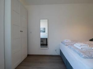 Pronájem bytu 2+kk, Praha - Vinohrady, Perucká, 42 m2