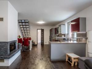 Prodej vícegeneračního domu, Nový Bor, Gen. Svobody, 537 m2