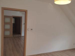 Pronájem bytu 2+1, Frýdek-Místek, Ostravská, 49 m2