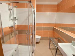 Pronájem bytu 1+kk, Praha - Vysočany, Pod Harfou, 48 m2