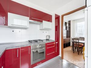 Pronájem bytu 2+1, Praha - Strašnice, Pod strání, 57 m2