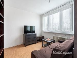 Pronájem bytu 2+1, Praha - Strašnice, Pod strání, 57 m2