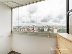 Pronájem bytu 2+1, Praha - Strašnice, Pod strání, 57 m2