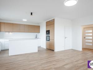 Prodej bytu 4+kk, Praha, Havířovská, 87 m2