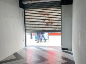 Pronájem obchodního prostoru, Teplice, 32 m2