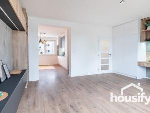 Prodej bytu 2+kk, Znojmo, náměstí Svobody, 55 m2