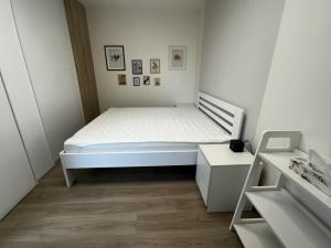Pronájem bytu 2+kk, Vestec, Máchova, 50 m2
