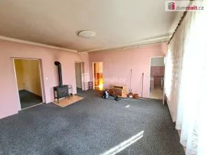 Prodej bytu 3+1, Kraslice, Čs. armády, 70 m2