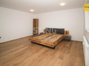 Pronájem bytu 2+kk, Frýdek-Místek, Na Poříčí, 86 m2