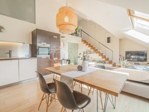 Prodej atypického bytu, Praha - Holešovice, Haškova, 115 m2