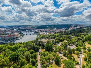 Prodej atypického bytu, Praha - Holešovice, Haškova, 115 m2