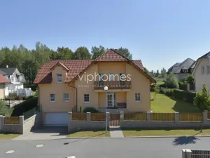 Pronájem vily, Průhonice, 400 m2
