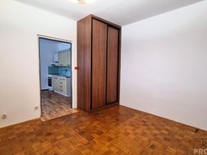 Prodej bytu 1+1, Hodonín, Národní třída, 33 m2