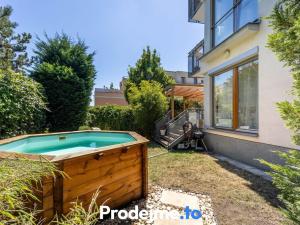 Prodej bytu 4+kk, Praha - Malešice, Univerzitní, 92 m2