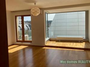 Pronájem bytu 2+kk, Praha - Holešovice, Komunardů, 65 m2