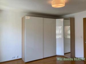 Pronájem bytu 2+kk, Praha - Holešovice, Komunardů, 65 m2