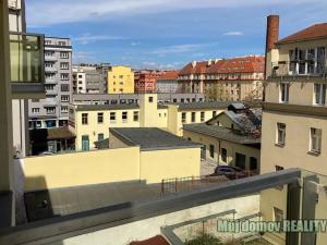 Pronájem bytu 2+kk, Praha - Holešovice, Komunardů, 65 m2