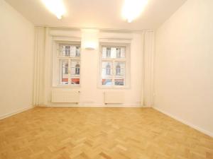 Pronájem kanceláře, Praha - Vinohrady, Mánesova, 81 m2