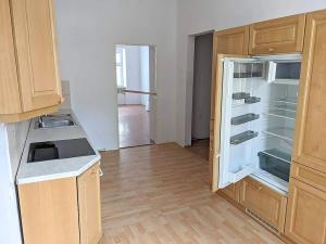 Pronájem bytu 1+1, Opava, Těšínská, 50 m2