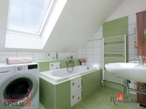 Prodej rodinného domu, Velká Polom, U Jízdárny, 141 m2