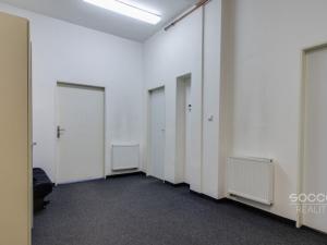 Pronájem kanceláře, Praha - Libeň, Lihovarská, 204 m2