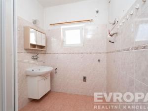 Prodej vily, Praha - Dolní Počernice, Listopadová, 139 m2