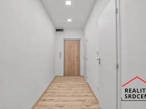 Pronájem bytu 1+kk, Frýdek-Místek, Jana Švermy, 35 m2
