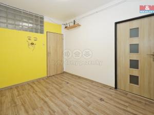 Pronájem obchodního prostoru, Havlíčkův Brod, Příčná, 17 m2