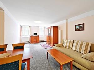 Prodej vícegeneračního domu, Nové Hamry, 560 m2