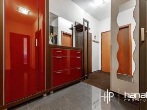 Pronájem bytu 3+kk, Olomouc, Voskovcova, 58 m2