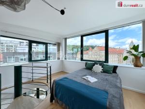 Pronájem bytu 2+1, Praha - Smíchov, Holečkova, 100 m2
