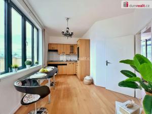 Pronájem bytu 2+1, Praha - Smíchov, Holečkova, 100 m2