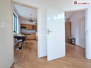 Pronájem bytu 2+1, Praha - Smíchov, Holečkova, 100 m2