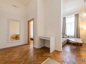 Pronájem bytu 2+kk, Praha - Malá Strana, Újezd, 59 m2
