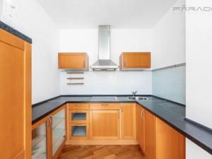 Pronájem bytu 2+kk, Praha - Hlubočepy, Voskovcova, 49 m2
