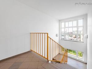 Pronájem bytu 2+kk, Praha - Hlubočepy, Voskovcova, 49 m2