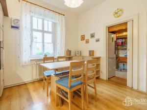 Prodej bytu 4+1, Karlovy Vary, Brožíkova, 128 m2