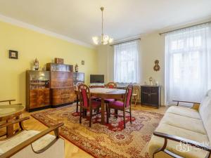 Prodej bytu 4+1, Karlovy Vary, Brožíkova, 128 m2