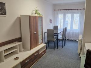 Pronájem bytu 1+1, Česká Lípa, Hrnčířská, 36 m2