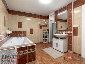 Prodej rodinného domu, Opava - Kylešovice, Hlavní, 300 m2
