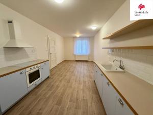 Pronájem bytu 2+kk, Pardubice, Staňkova, 64 m2